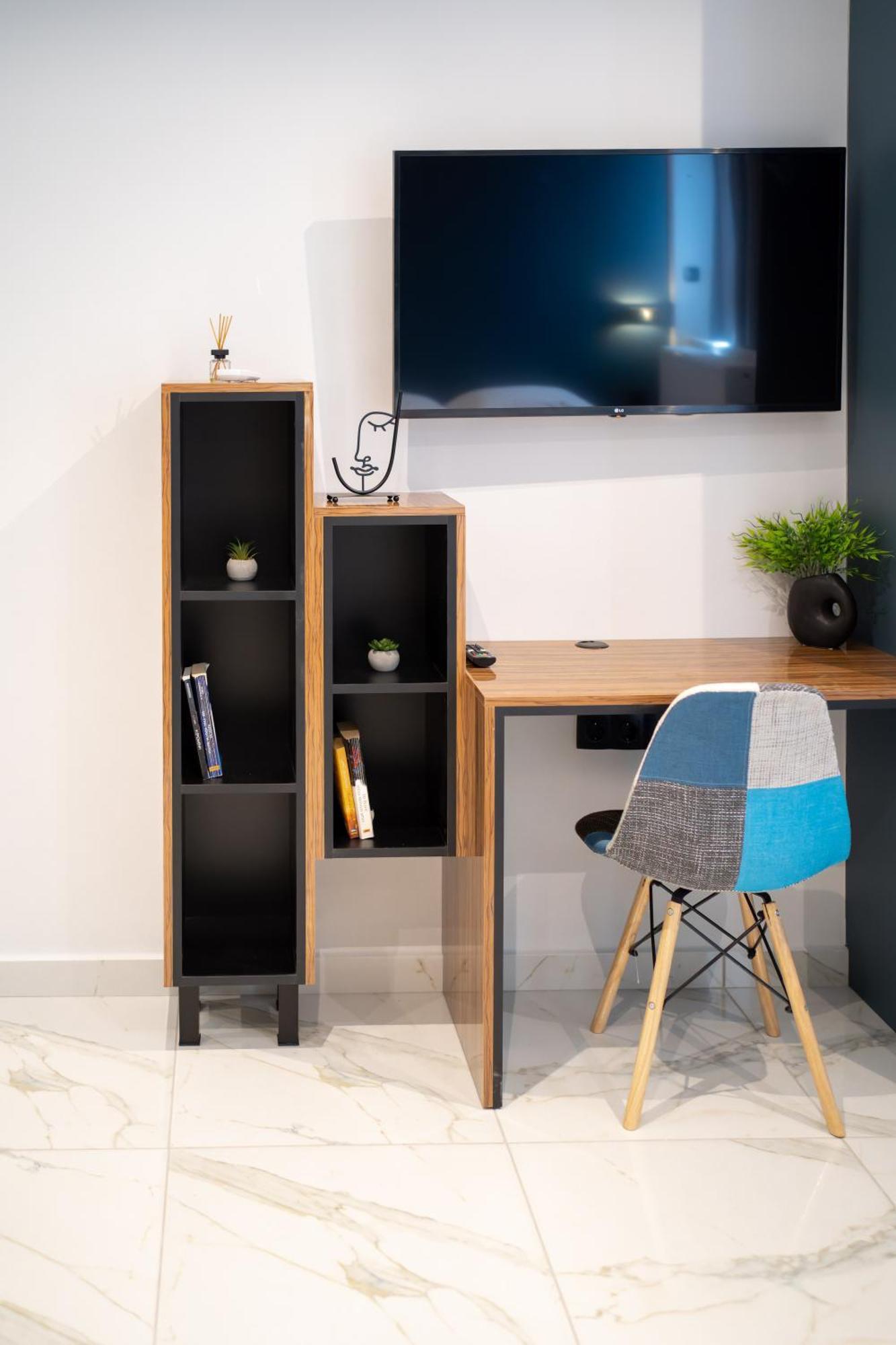 Δ17 Suites & Apartments Лариса Экстерьер фото