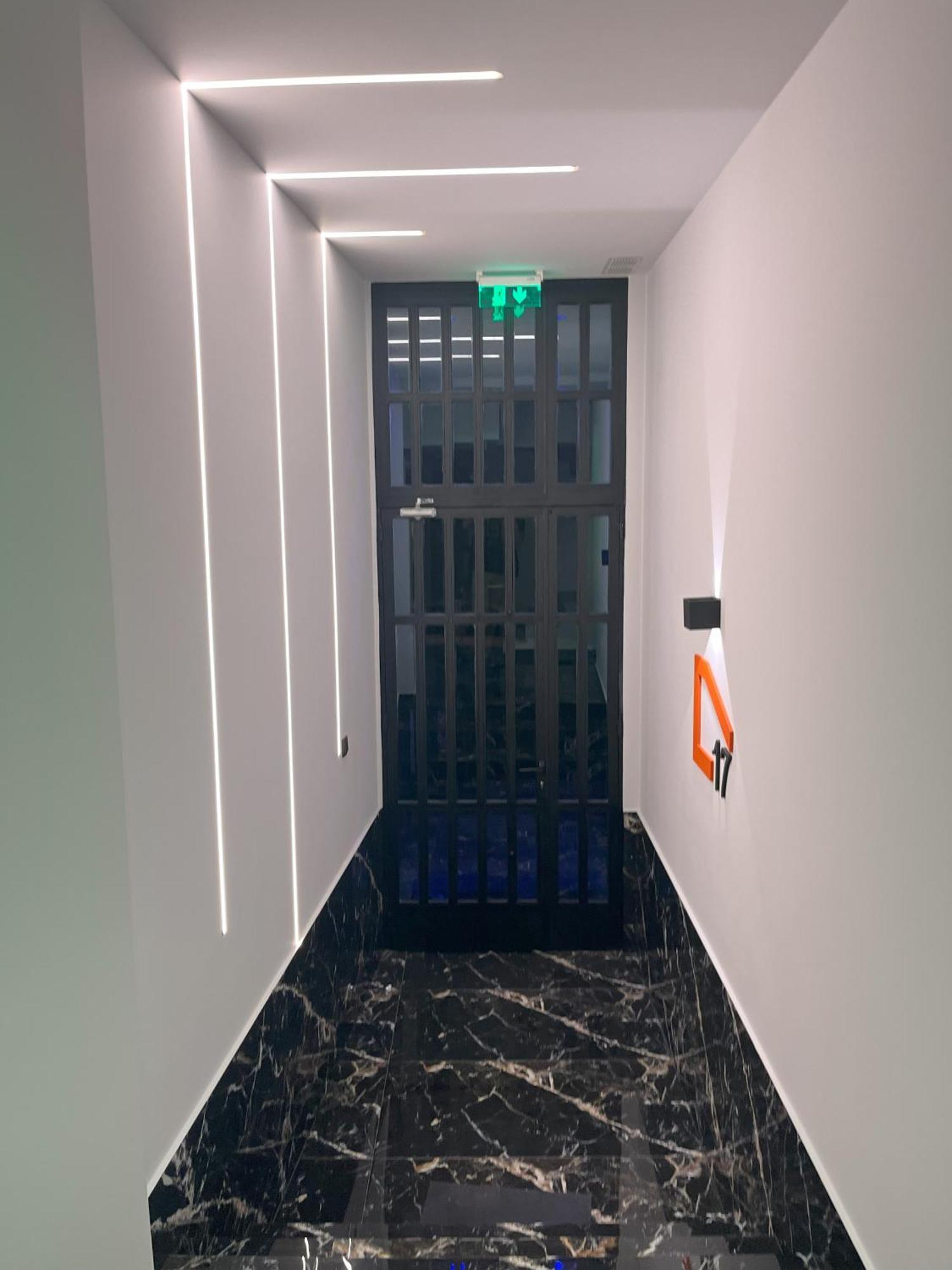 Δ17 Suites & Apartments Лариса Экстерьер фото